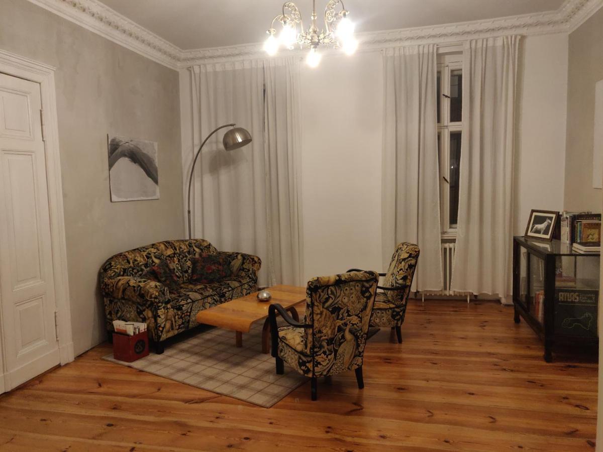 Апартаменты Apartament Copernicus Познань Экстерьер фото